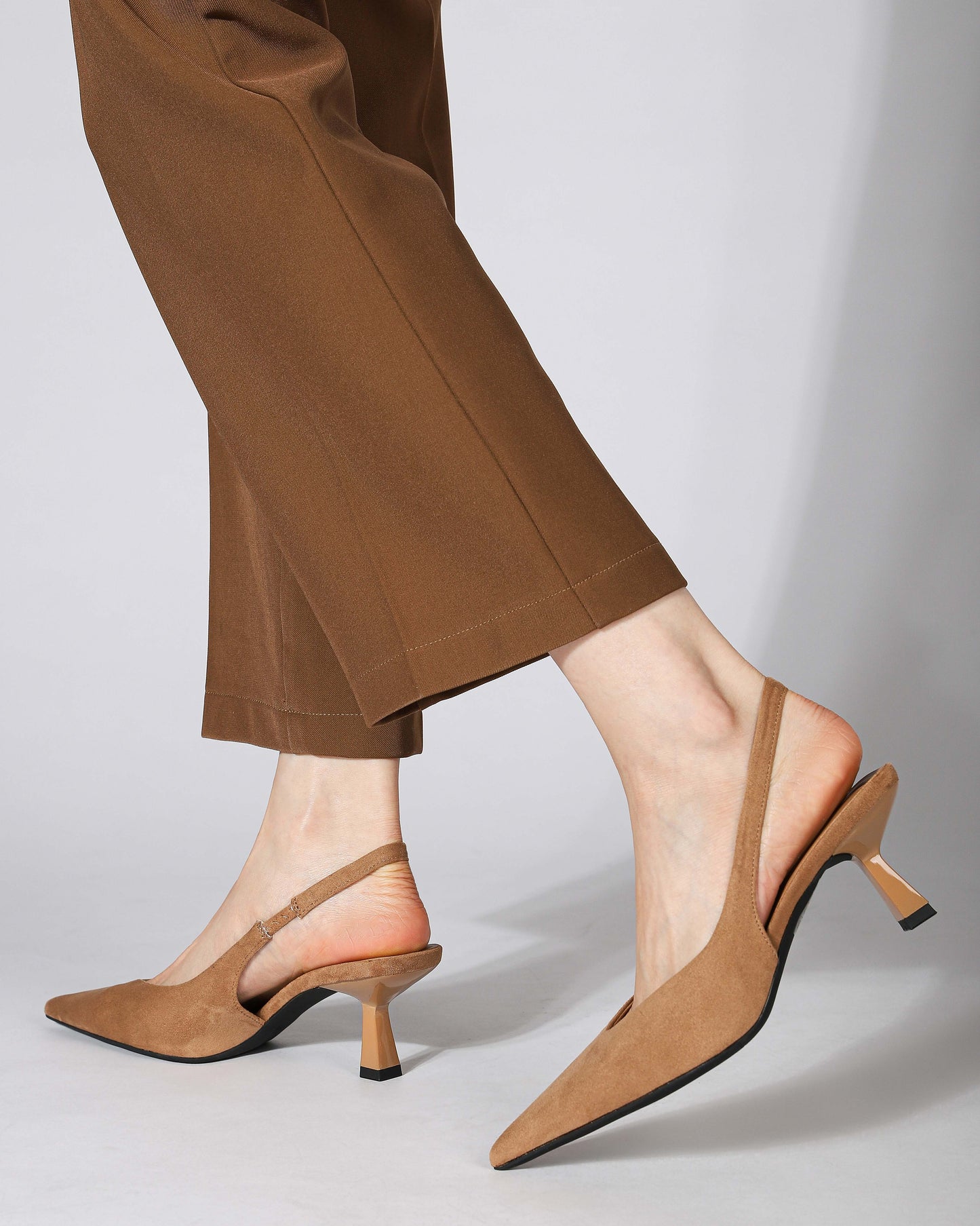Color: Brown