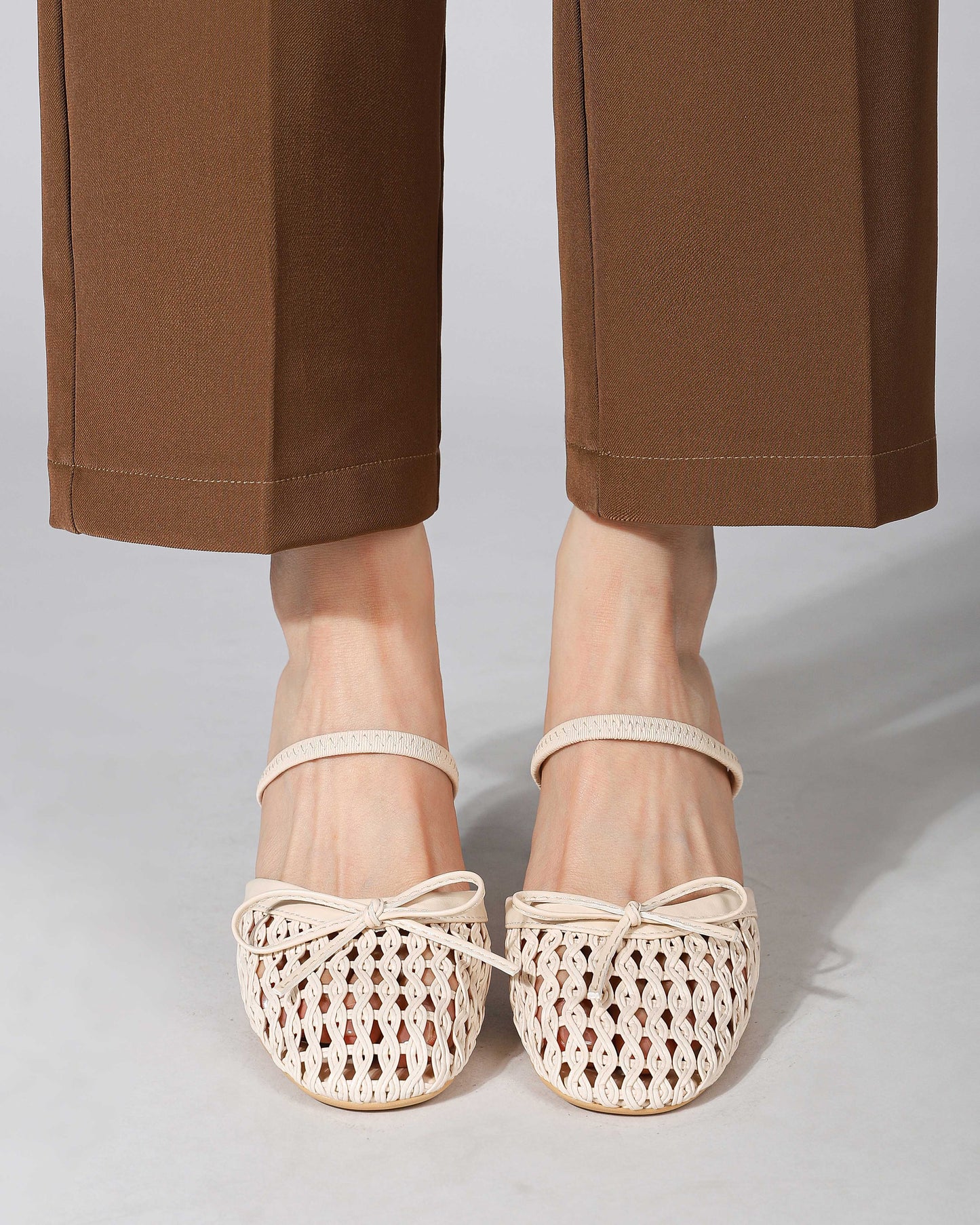 Color: Khaki