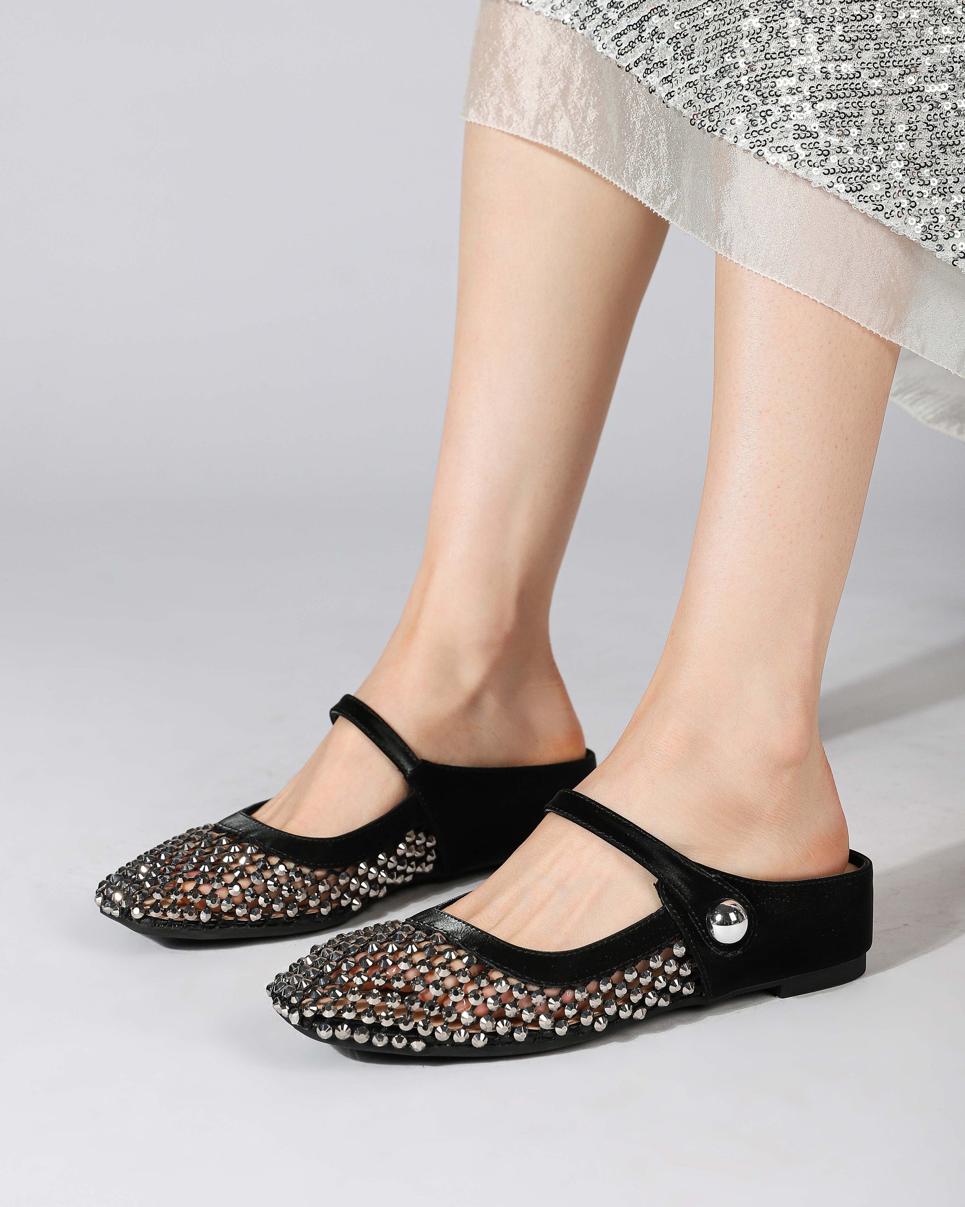 Color: Black