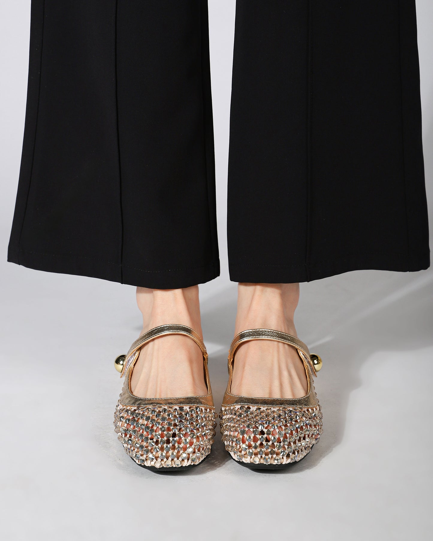 Color: Gold