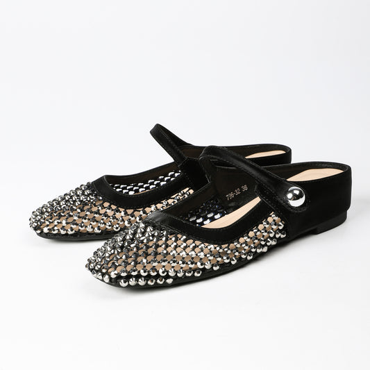Color: Black