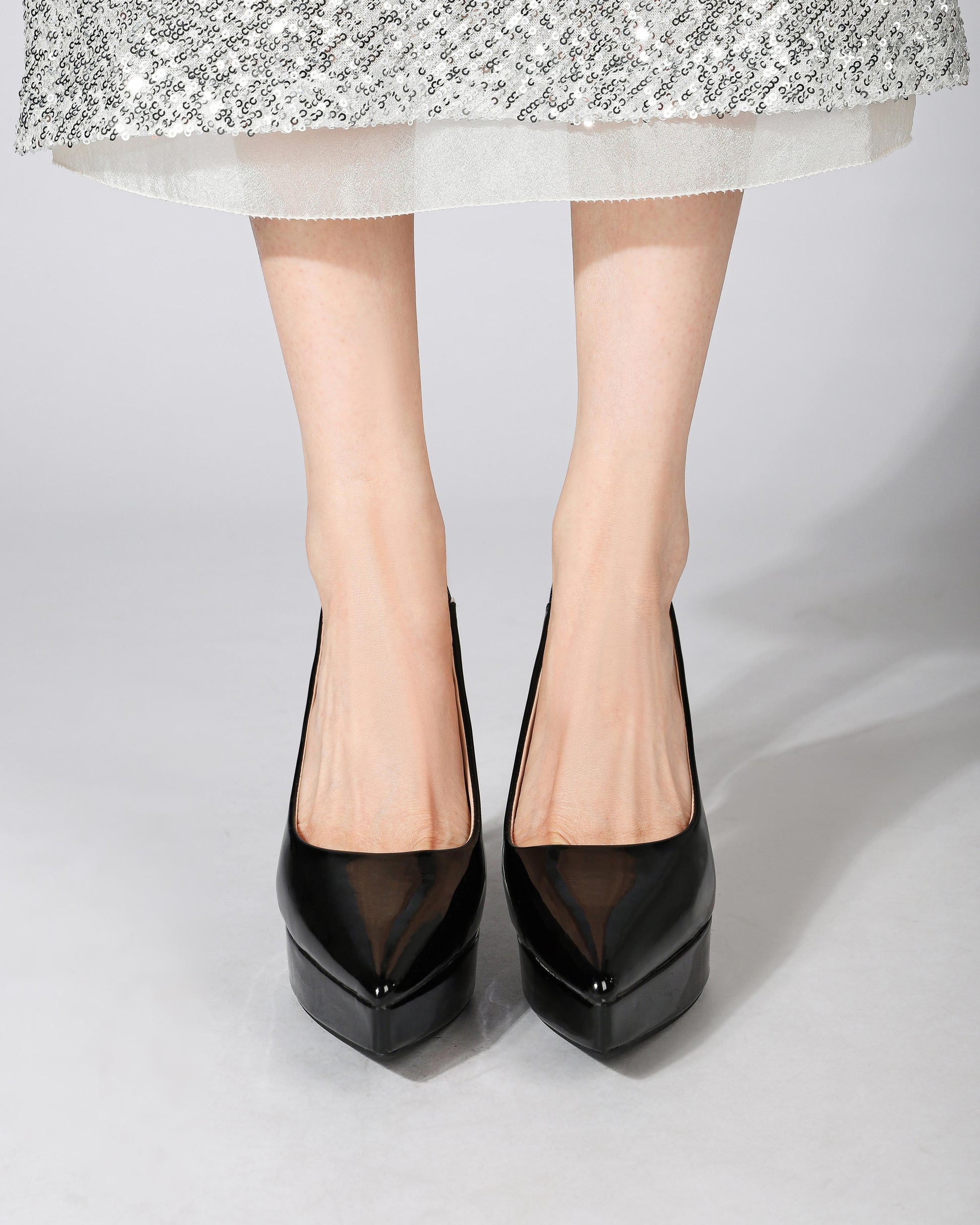 Color: Black