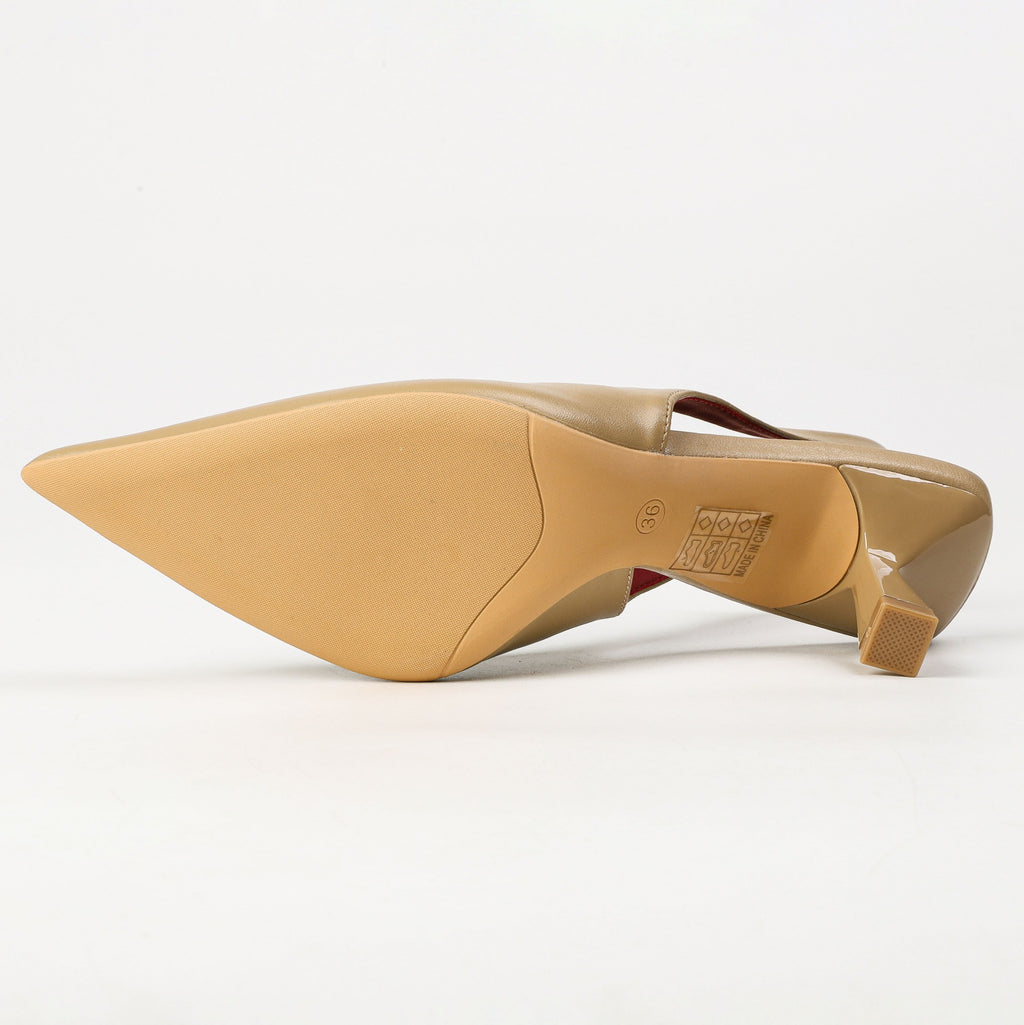 Khaki pointed-toe slingback heel outsole detail