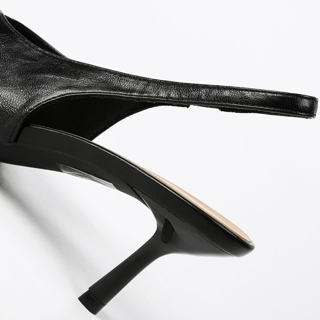 Black heels vamp