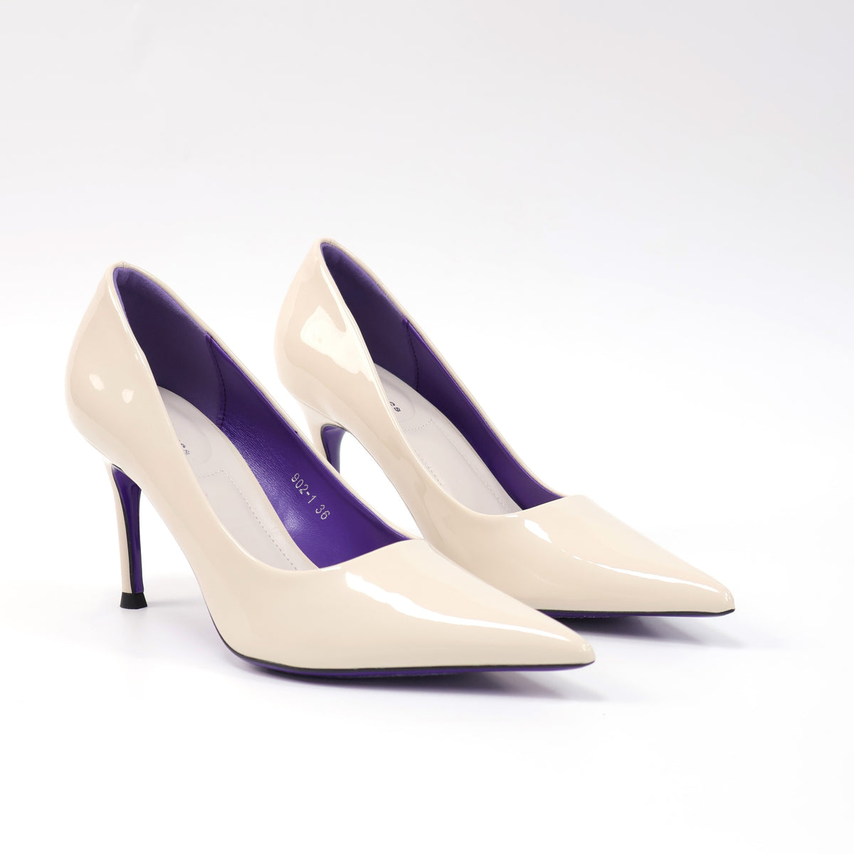 ELVESSIA 902-1 Off-White pointed-toe pumps