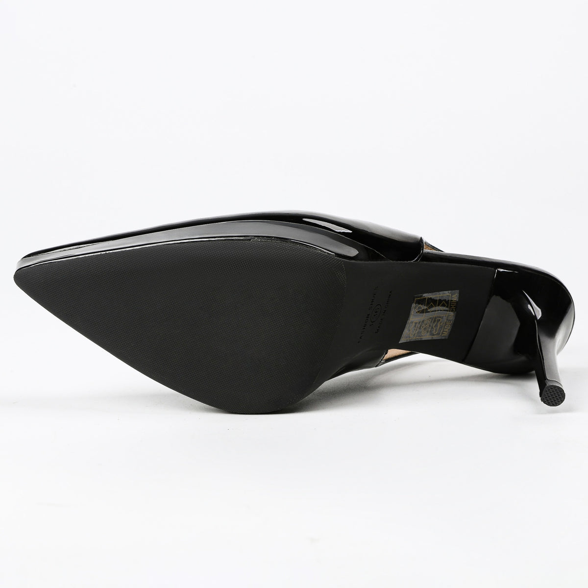 Black slingback pumps pair view