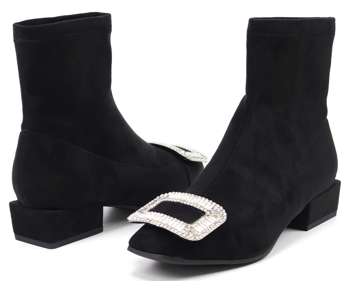 Square-Toe Front